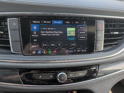 Used 2023 Buick Enclave Premium image 26