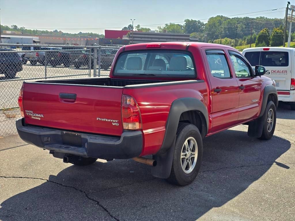 Used 2015 Toyota Tacoma PreRunner RWD image 10