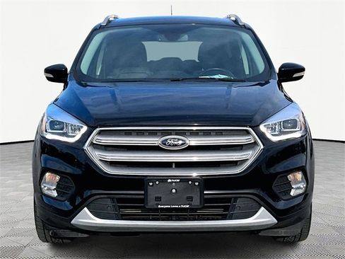 Used 2018 Ford Escape Titanium image 2
