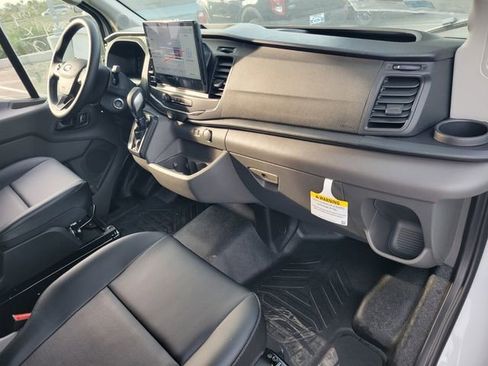 New 2026 Ford Transit 250 148 Medium Roof w/ Load Area Protection Package image 12