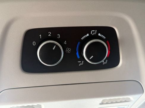 Used 2024 Ford Transit 350 XLT RWD image 18