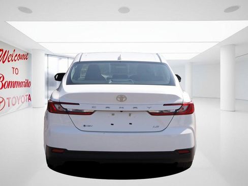 Used 2025 Toyota Camry LE image 6