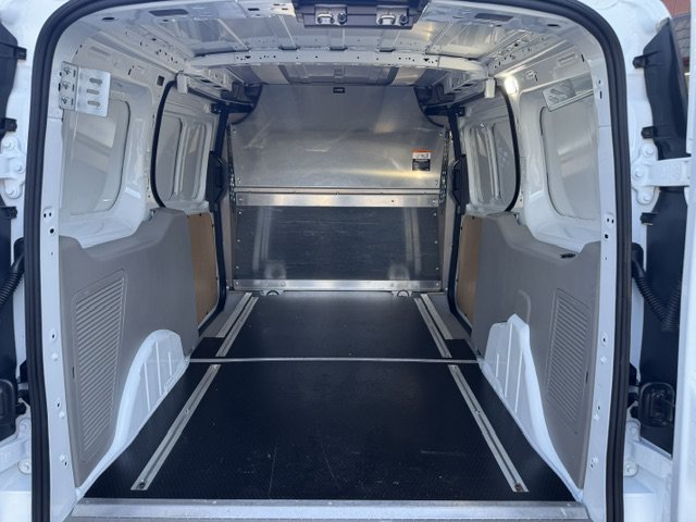 Used 2022 Ford Transit Connect XLT FWD image 3