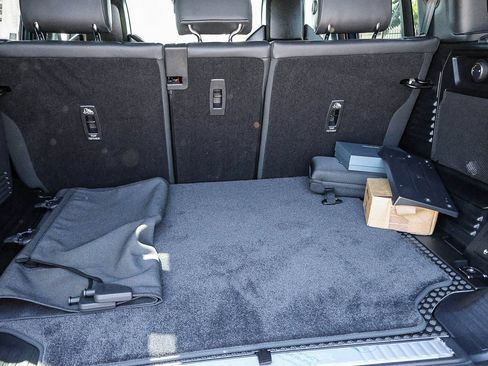 New 2026 Land Rover Defender 110 AWD/4WD image 25