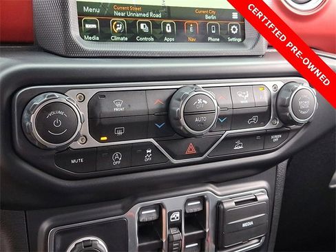 Used 2022 Jeep Wrangler Unlimited Rubicon image 15