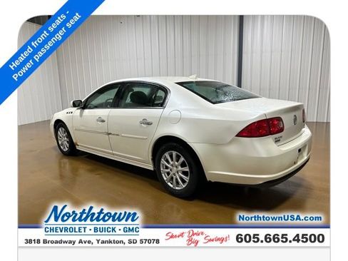Used 2011 Buick Lucerne CXL FWD image 3