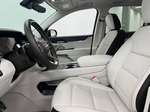 Used 2025 GMC Acadia Denali w/ Super Cruise Package AWD/4WD image 15