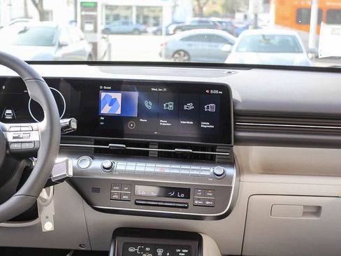 New 2026 Hyundai Kona SEL Premium FWD image 19