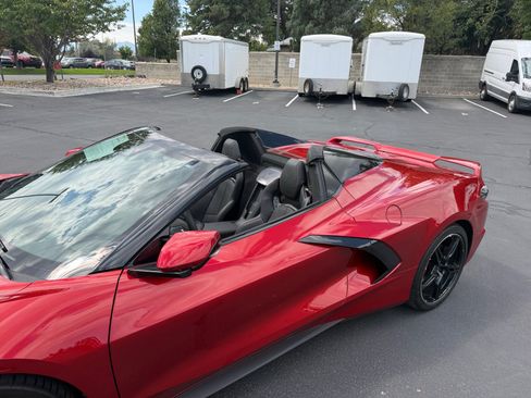 Used 2024 Chevrolet Corvette Stingray Premium Conv w/ Z51 Performance Package RWD image 35