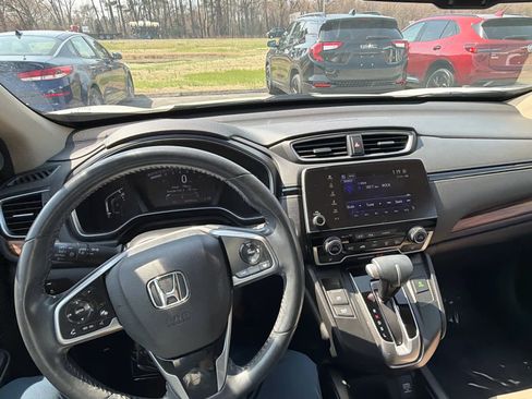 Used 2019 Honda CR-V Touring image 10
