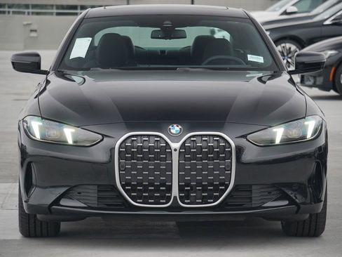 Used 2026 BMW 430i Coupe w/ Parking Assistance Package image 2