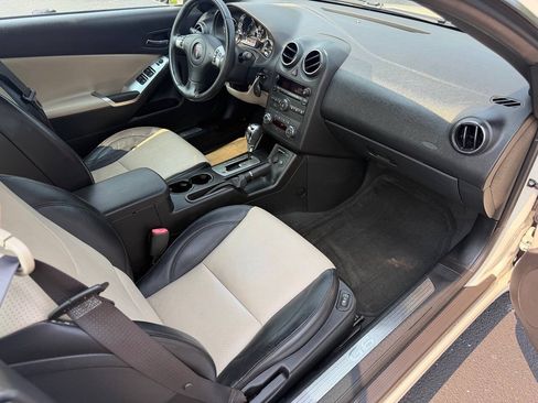 Used 2009 Pontiac G6 GT w/ Sport Package 1 FWD image 21