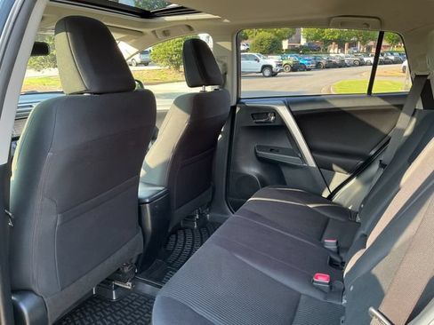 Used 2014 Toyota RAV4 XLE FWD image 24