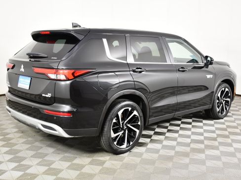 Used 2024 Mitsubishi Outlander SE AWD/4WD image 6
