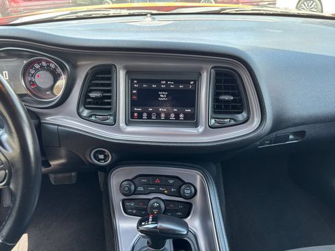 Used 2023 Dodge Challenger SXT RWD image 17
