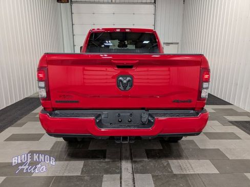 Used 2024 RAM 2500 Big Horn w/ Night Edition AWD/4WD image 4