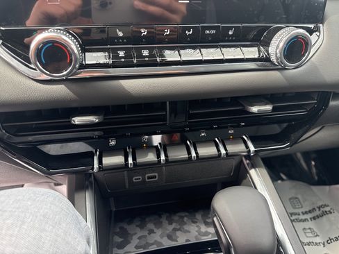 New 2026 GMC Canyon Elevation w/ Convenience Package image 24