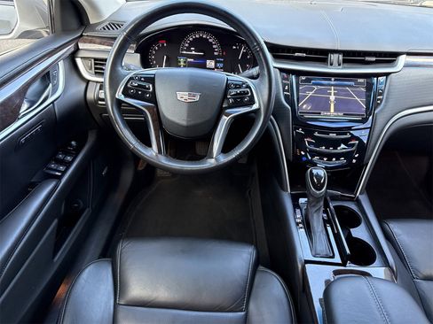 Used 2017 Cadillac XTS Luxury image 13