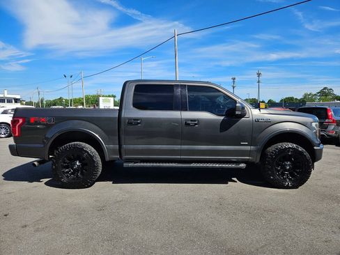 Used 2017 Ford F150 Lariat AWD/4WD image 4