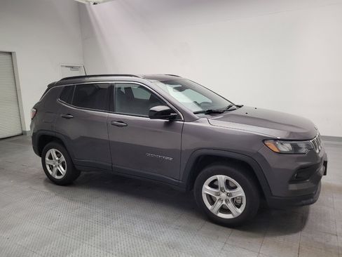 Used 2023 Jeep Compass Latitude AWD/4WD image 11