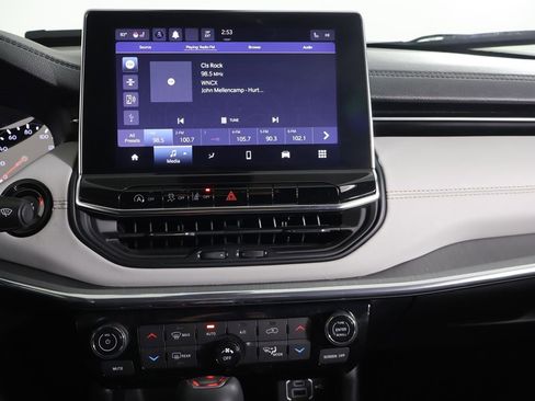 Used 2022 Jeep Compass Limited image 46