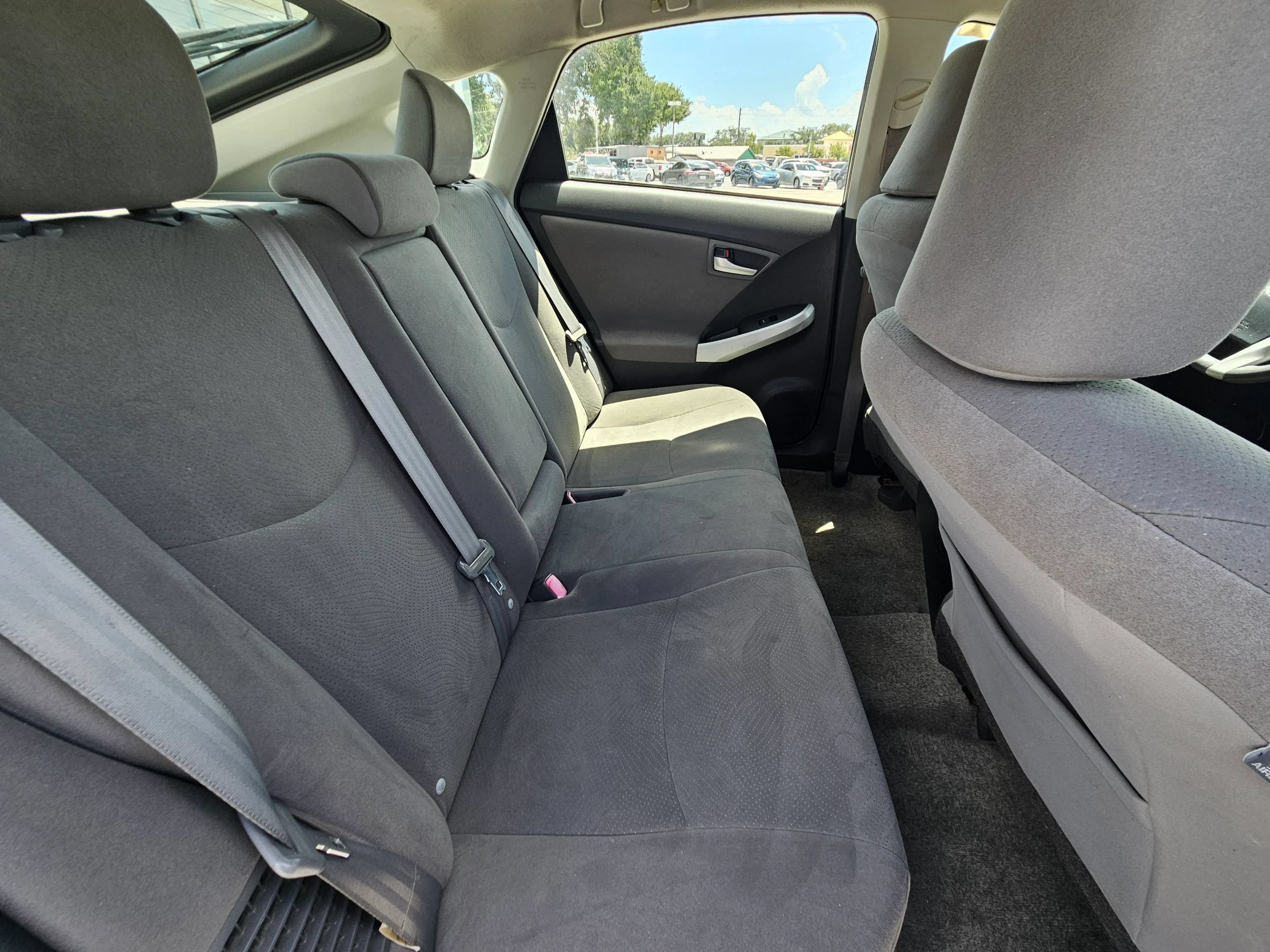 Used 2014 Toyota Prius Two FWD image 9