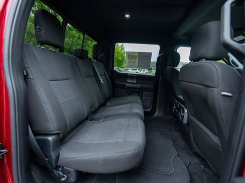 Used 2018 Ford F150 XLT w/ Equipment Group 302A Luxury AWD/4WD image 24