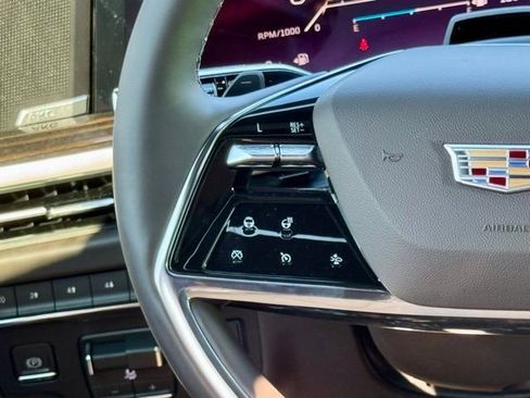 New 2026 Cadillac Escalade Luxury w/ LPO, Radiant Package image 26