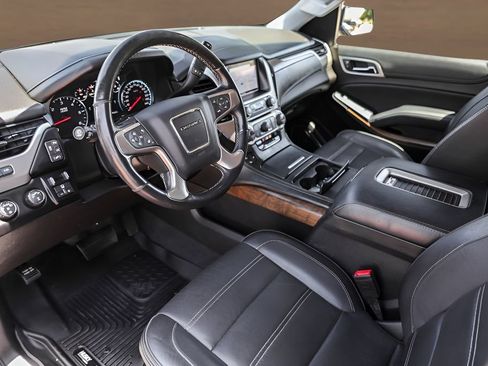 Used 2019 GMC Yukon Denali w/ Open Road Package AWD/4WD image 10