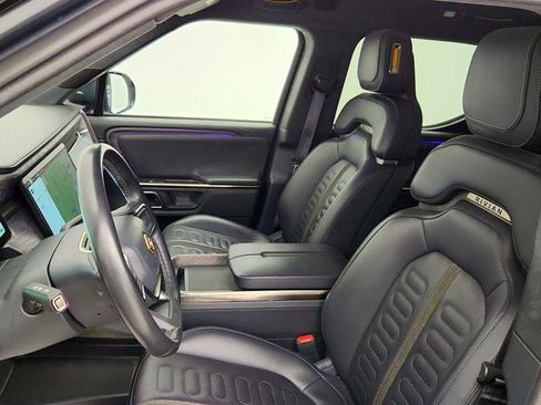 Used 2022 Rivian R1T Adventure AWD/4WD image 19