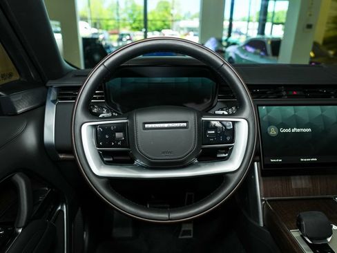 Used 2025 Land Rover Range Rover Autobiography AWD/4WD image 39