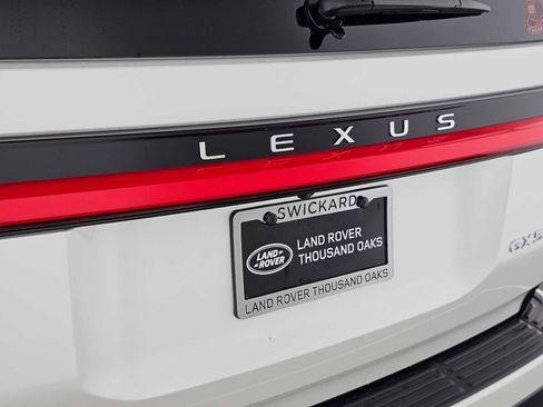Used 2024 Lexus GX 550 w/ Accessory Package (Z1) AWD/4WD image 14