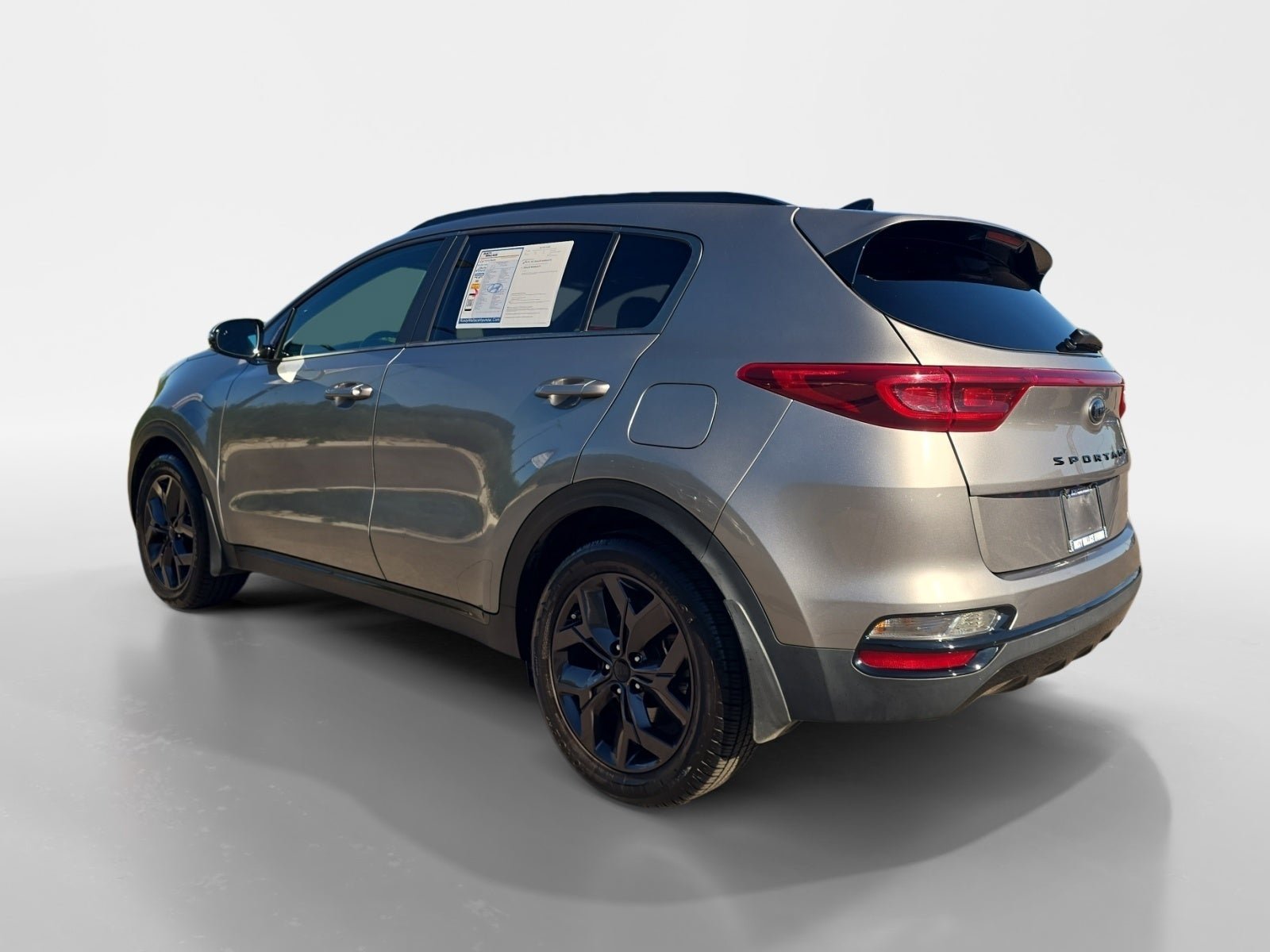 Used 2022 Kia Sportage Nightfall Edition FWD image 5