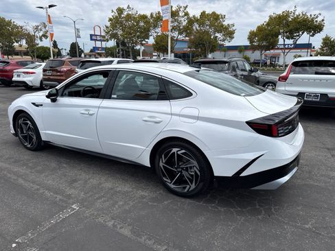Used 2026 Hyundai Sonata SEL FWD image 19