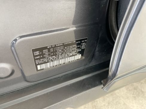 Used 2018 Subaru Outback 2.5i Limited AWD/4WD image 28