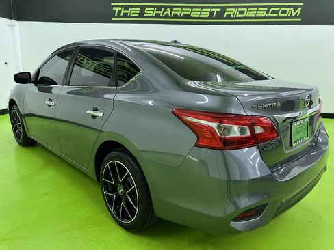 Used 2019 Nissan Sentra SV w/ Special Edition Package FWD image 7