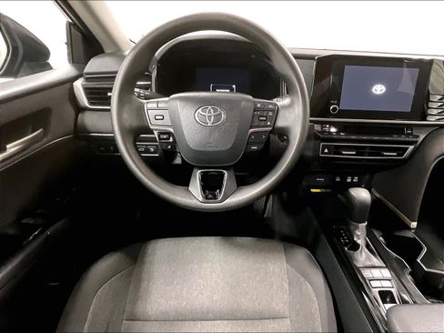 Certified 2025 Toyota Camry LE image 17