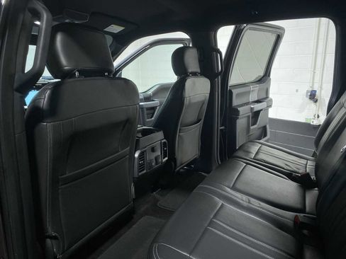 Used 2018 Ford F150 XLT w/ Equipment Group 302A Luxury image 12