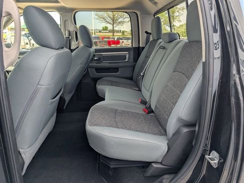 Used 2018 RAM 2500 Big Horn w/ Harvest Edition AWD/4WD image 12