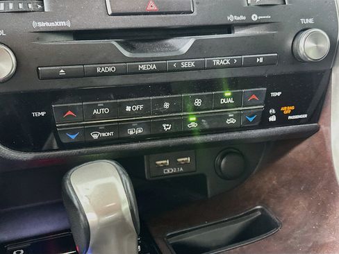 Used 2020 Lexus RX 350 FWD w/ Premium Package image 23