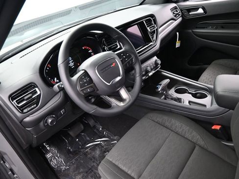 Used 2024 Dodge Durango SXT w/ 3rd Row Seating Group image 29