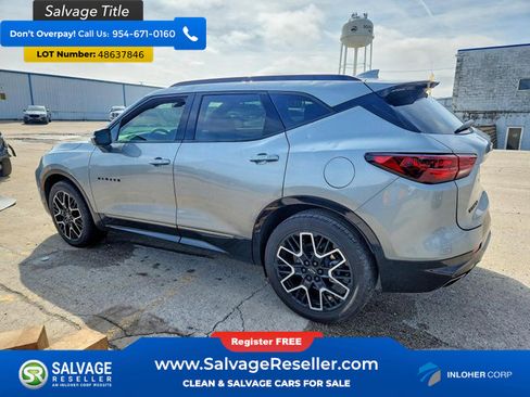 Used 2023 Chevrolet Blazer RS w/ Driver Confidence II Package AWD/4WD image 3