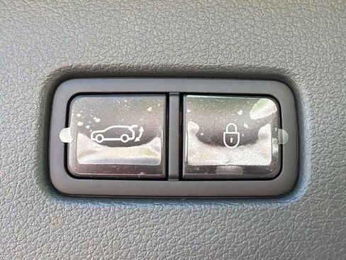 New 2026 Genesis GV80 2.5T Advanced image 19