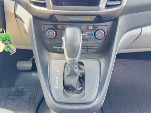 Used 2022 Ford Transit Connect XLT FWD image 23