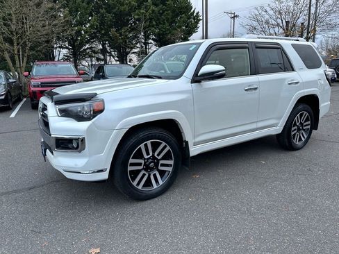 Used 2023 Toyota 4Runner Limited image 2