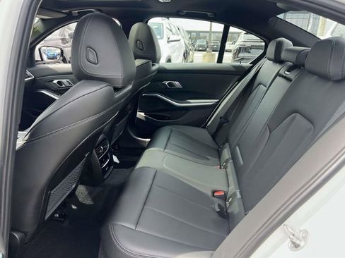 Used 2023 BMW 330i xDrive Sedan AWD/4WD image 12