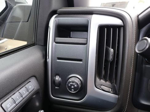 Used 2017 GMC Sierra 1500 SLT w/ SLT Premium Package RWD image 22