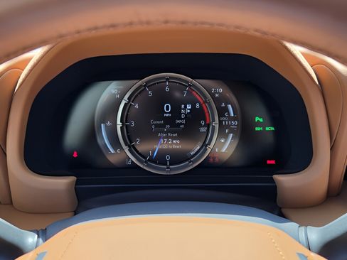 Used 2024 Lexus LC 500 Coupe w/ Touring Package RWD image 27
