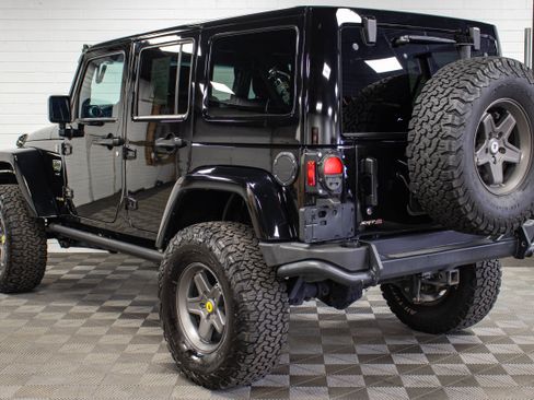 Used 2012 Jeep Wrangler Unlimited Rubicon image 5