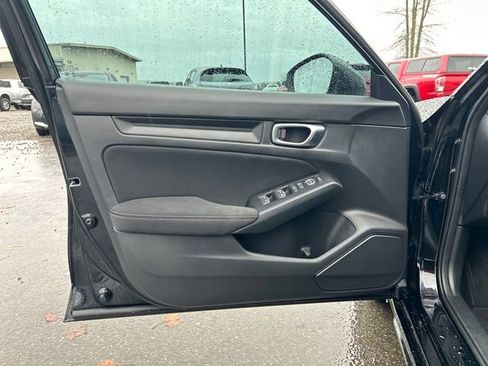 Used 2023 Honda Civic Sport image 18